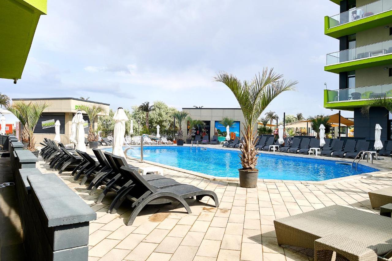 Black Sea Estate Apartment Spa N Pool Beach Resort Năvodari Exteriör bild